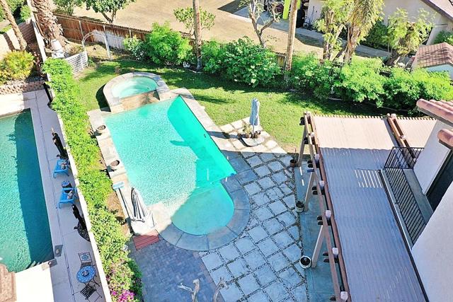 49035 Serenata Court, La Quinta CA: https://media.crmls.org/mediaz/f533d185-f5f9-40c9-99f3-5b487835efd6.jpg