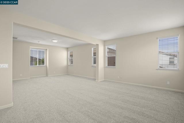507 Livingston Court, Discovery Bay CA: https://media.crmls.org/mediaz/f534c21c-4551-400e-84f8-0c13a8fb0b78.jpg
