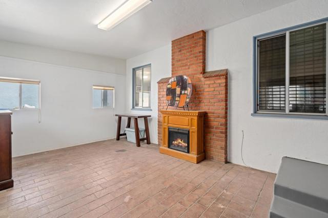 1620 49th St, San Diego CA: https://media.crmls.org/mediaz/f535610c-2472-4df2-959a-a59aac33b37b.jpg