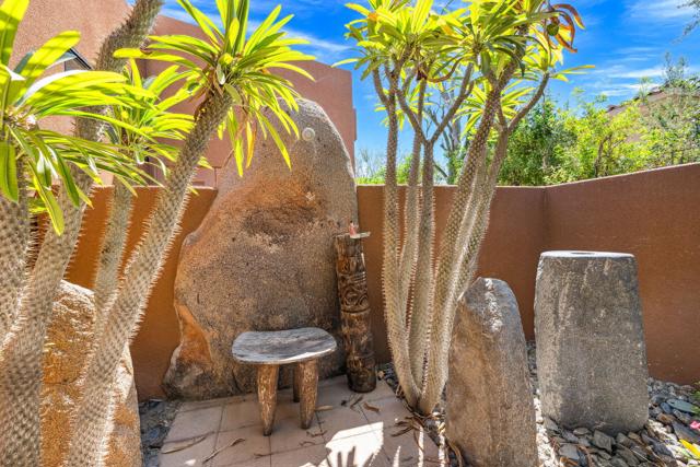 50741 Desert Arroyo Trail, Indian Wells CA: https://media.crmls.org/mediaz/f5362469-d388-4b7b-a51a-9bd4c6a19489.jpg