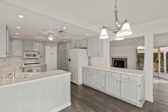Detail Gallery Image 18 of 74 For 1349 via Firenze, San Marcos,  CA 92078 - 3 Beds | 2 Baths