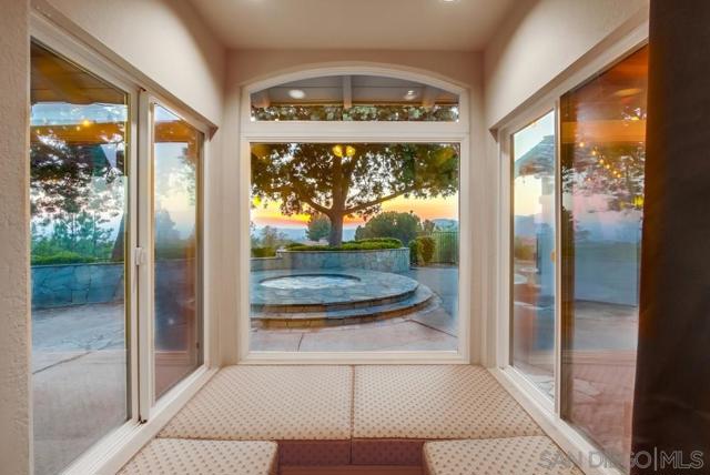 14442 Ranch Trail Drive, El Cajon CA: https://media.crmls.org/mediaz/f537374c-5a0f-4ac3-84eb-db03c4318ac6.jpg