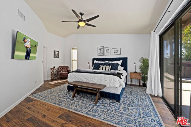 401 E San Rafael Drive, Palm Springs CA: https://media.crmls.org/mediaz/f53847e9-974c-40e5-8a38-37dc70f2f394.jpg