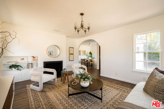 2426 W Avenue 30, Los Angeles CA: https://media.crmls.org/mediaz/f538ba60-b76f-499f-a767-4ac28f78f846.jpg