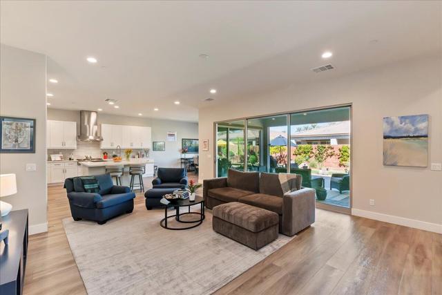 82440 Crane Drive, Indio CA: https://media.crmls.org/mediaz/f5391568-f787-4924-95e2-c13fa53cb775.jpg