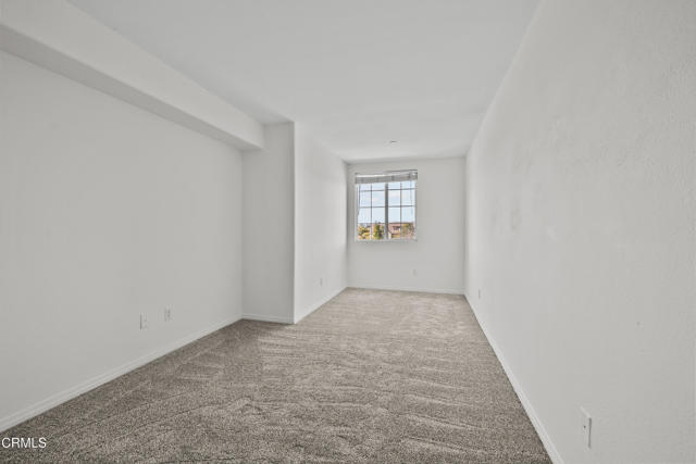 Detail Gallery Image 26 of 40 For 3016 Moonlight Park Ave, Oxnard,  CA 93036 - 3 Beds | 2/1 Baths