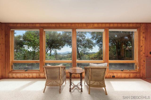 4597 Luneta Drive, Julian CA: https://media.crmls.org/mediaz/f539e6b2-b12c-4057-83ba-46546ac74b09.jpg