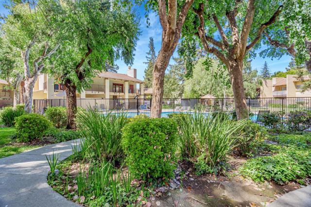 247 N Capitol Avenue, San Jose CA: https://media.crmls.org/mediaz/f53aab10-8f75-4e80-af84-b914a71cc722.jpg