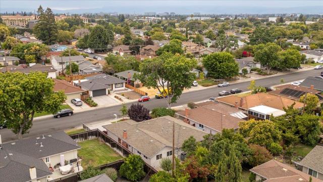 3562 Earl Drive, Santa Clara CA: https://media.crmls.org/mediaz/f53c95ec-b25c-4e36-b64a-03ce38742d20.jpg