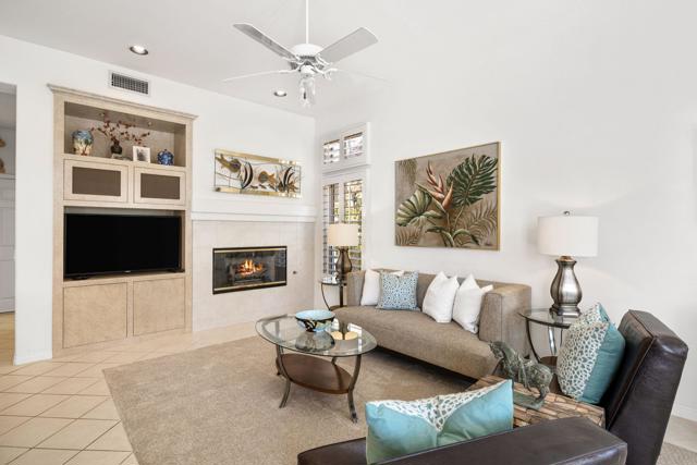 78197 Bonanza Drive, Palm Desert CA: https://media.crmls.org/mediaz/f53d0201-6330-4de9-917a-b74b649fd898.jpg