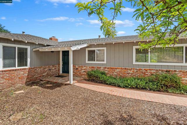 1810 Meadow Lane, Walnut Creek CA: https://media.crmls.org/mediaz/f53d5ee3-7714-475b-a41b-ab7d9bfdeb2b.jpg