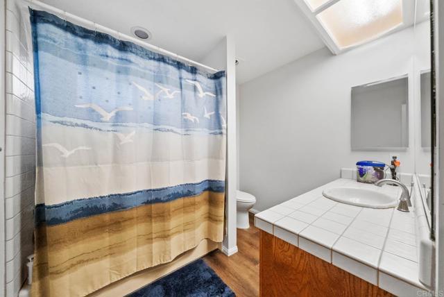 15425 Vista Vicente Dr, San Diego CA: https://media.crmls.org/mediaz/f53d67b2-9d0b-42c9-8a6e-337217b58aa6.jpg