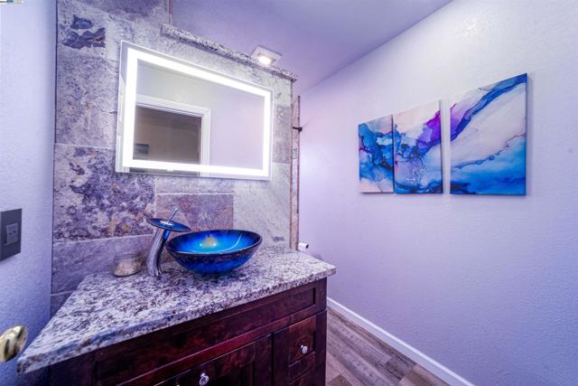 34505 Salinas Pl, Fremont CA: https://media.crmls.org/mediaz/f53d9c98-7af3-47c3-85a9-95ca5b3dc8aa.jpg