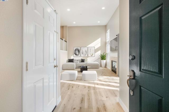 4579 Mangrove Dr, Dublin CA: https://media.crmls.org/mediaz/f53e2016-d66c-4441-8397-732d0b88f59a.jpg