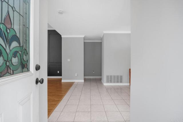 1093 Rancho Santa Fe Rd., Encinitas CA: https://media.crmls.org/mediaz/f53e73dc-516d-4aec-b9af-013cfd4df176.jpg