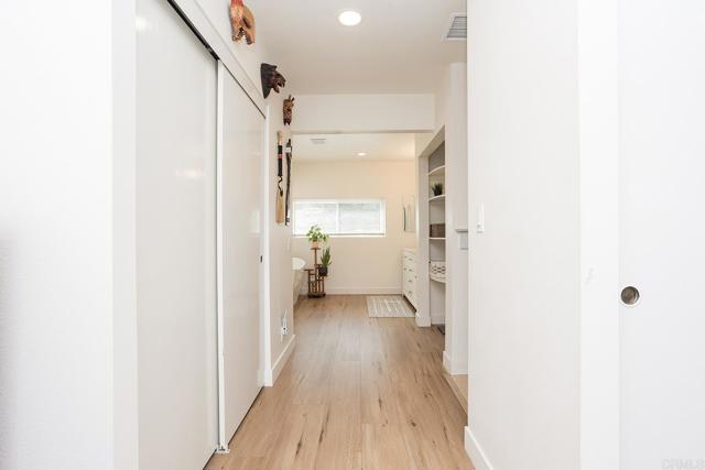 Detail Gallery Image 26 of 53 For 5627 Yerba Anita, San Diego,  CA 92115 - 4 Beds | 2 Baths