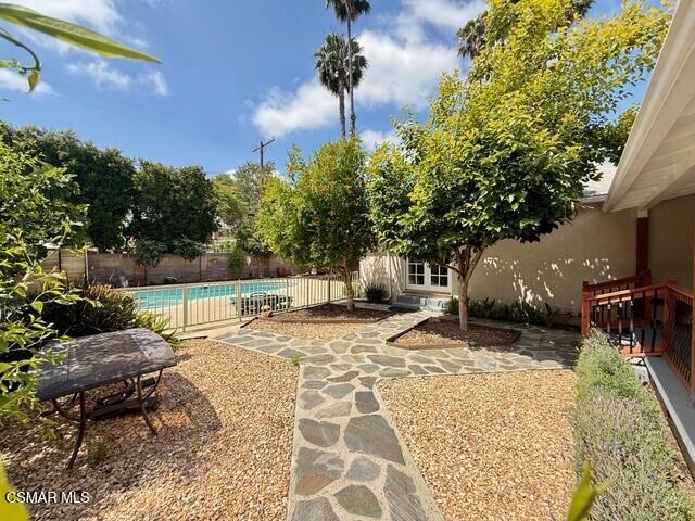 13628 Addison Street, Sherman Oaks CA: https://media.crmls.org/mediaz/f5403fc4-dae1-4444-8e60-98168123ec12.jpg
