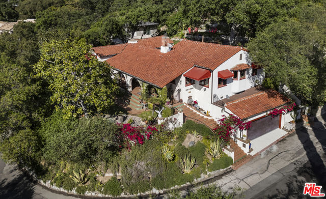 3290 Buckingham Road photo 3