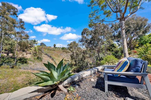 3467 Shawnee Rd, San Diego CA: https://media.crmls.org/mediaz/f541ee8a-bd4a-4906-ab12-56814a0bfd02.jpg