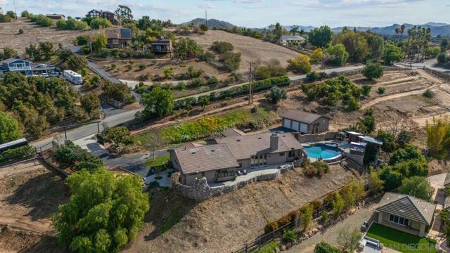 32070 Via Vera, Bonsall, California 92003, 4 Bedrooms Bedrooms, ,3 BathroomsBathrooms,Single Family Residence,For Sale,Via Vera,250020100SD