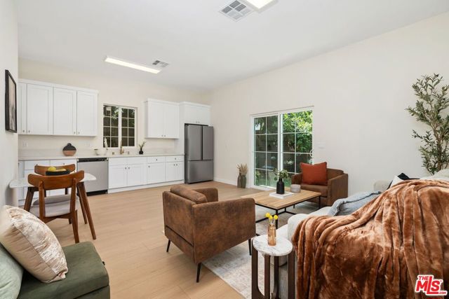 6916 Bellingham Avenue, North Hollywood CA: https://media.crmls.org/mediaz/f542626a-af5f-43c7-bea6-8a00ac7ea09b.jpg