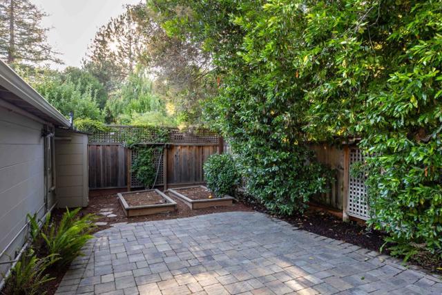 1220 Payne Drive, Los Altos CA: https://media.crmls.org/mediaz/f5426d8d-d186-45e9-8c36-2666d670e171.jpg
