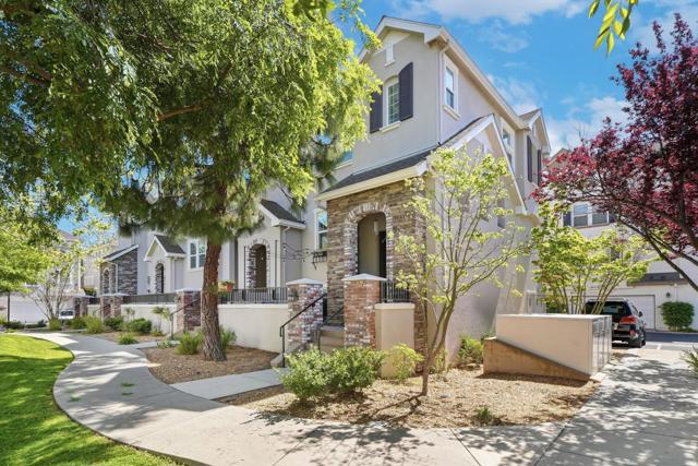 581 Monterey Terrace, Sunnyvale CA: https://media.crmls.org/mediaz/f543437a-a685-44a0-888f-1ab2465fb6f6.jpg