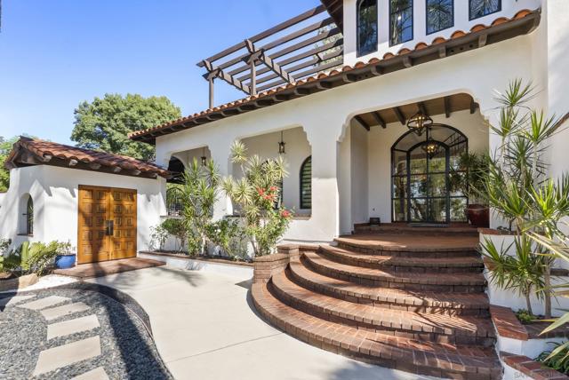 2103 Sunnyside Ave, El Cajon, California 92019, 6 Bedrooms Bedrooms, ,6 BathroomsBathrooms,Single Family Residence,For Sale,Sunnyside Ave,250039701SD