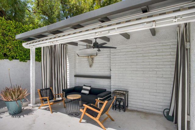 257 W El Camino Way, Palm Springs CA: https://media.crmls.org/mediaz/f544dc0e-cc15-410f-bc6a-b53472b6072a.jpg