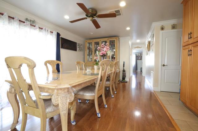 187 Chateau La Salle Drive, San Jose CA: https://media.crmls.org/mediaz/f545399b-665f-441e-8489-084b03ce12d5.jpg