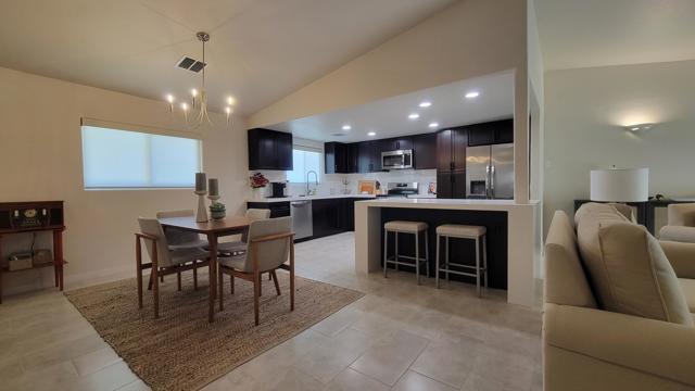 53645 Avenida Mendoza, La Quinta CA: https://media.crmls.org/mediaz/f545542e-3f34-41f4-acb9-9de21e0442b7.jpg