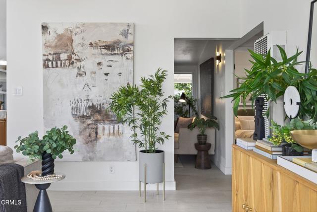 Detail Gallery Image 4 of 35 For 1128 Cornwall Ln, Ventura,  CA 93001 - 3 Beds | 1 Baths
