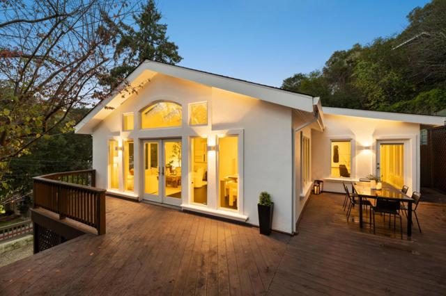 2937 San Juan Boulevard, Belmont CA: https://media.crmls.org/mediaz/f5463b7c-11e3-41bf-bc54-94bab9c18abc.jpg