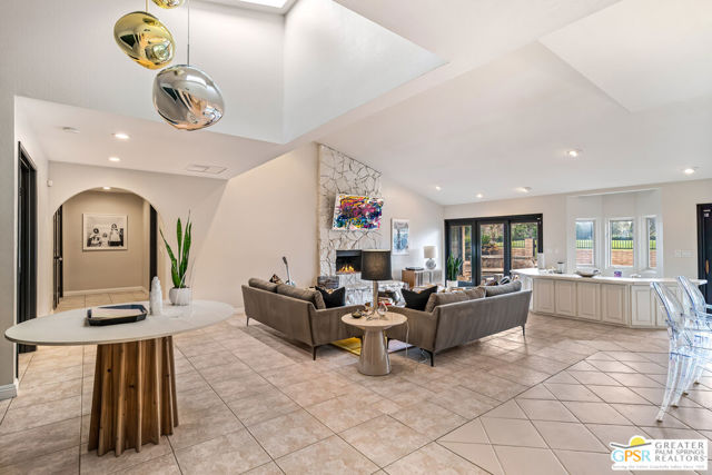 5365 E Cherry Hills Drive, Palm Springs CA: https://media.crmls.org/mediaz/f54650ad-0b68-4f0d-b04c-f7d381cfc3e7.jpg