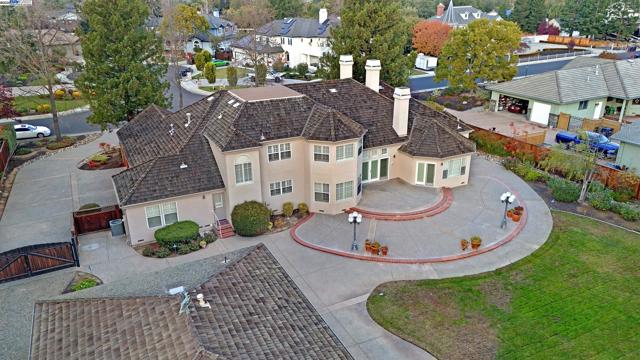 2215 Chardonnay Way, Livermore CA: https://media.crmls.org/mediaz/f5468ac7-aac1-488c-986e-cad48316b544.jpg