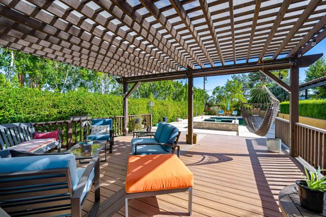 73342 Bursera Way, Palm Desert CA: https://media.crmls.org/mediaz/f546f68c-2dd4-40c7-b584-4b20077f0856.jpg