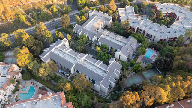 4041 Via Marisol, Los Angeles CA: https://media.crmls.org/mediaz/f54839ee-c166-4a03-839a-eb50e7e31218.jpg