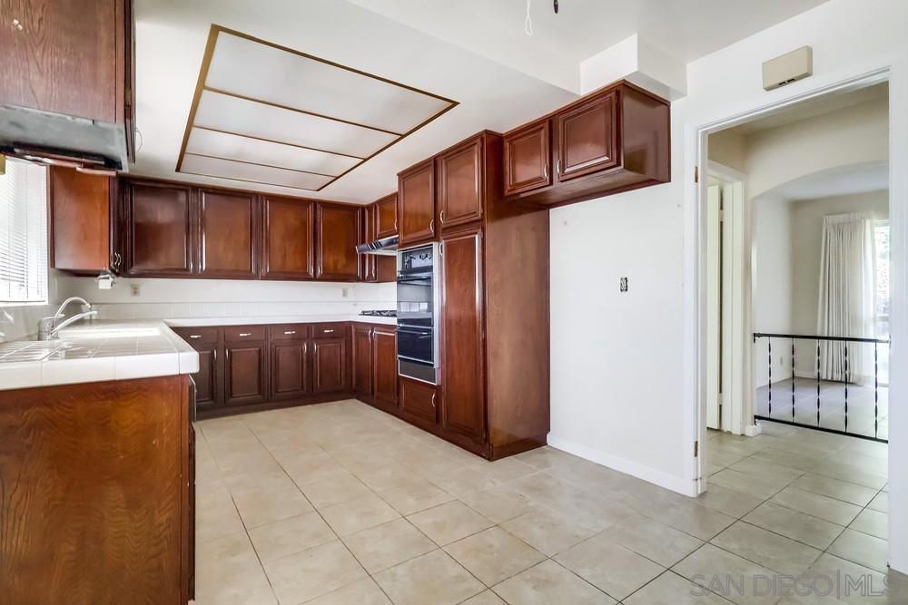 MLS #250042910SD image #22