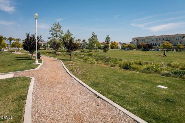 3102 N Oxnard Boulevard, Oxnard CA: https://media.crmls.org/mediaz/f5490e08-e2c7-47f4-8052-026840cdc3c4.jpg