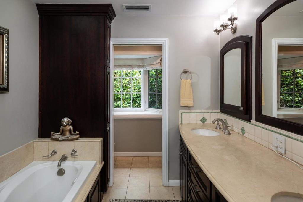 MLS #ML82049285 image #30
