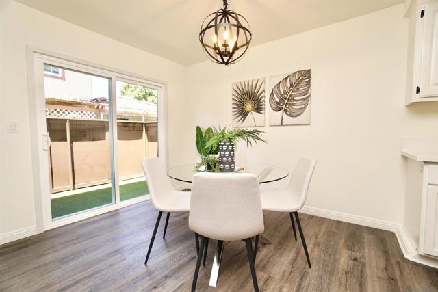 1570 Monterey Pine Dr, San Diego CA: https://media.crmls.org/mediaz/f549c0bb-bbb6-44bf-84d9-7a61dad42b57.jpg
