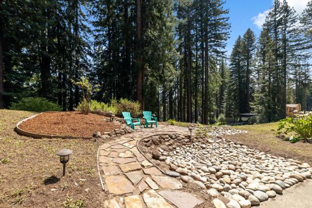 220 Hillary, Boulder Creek CA: https://media.crmls.org/mediaz/f54a061d-1827-4651-b91f-d8b489de5aea.jpg