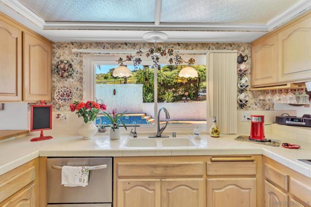 Image 17 of 40 For 11138 Pinehurst Drive