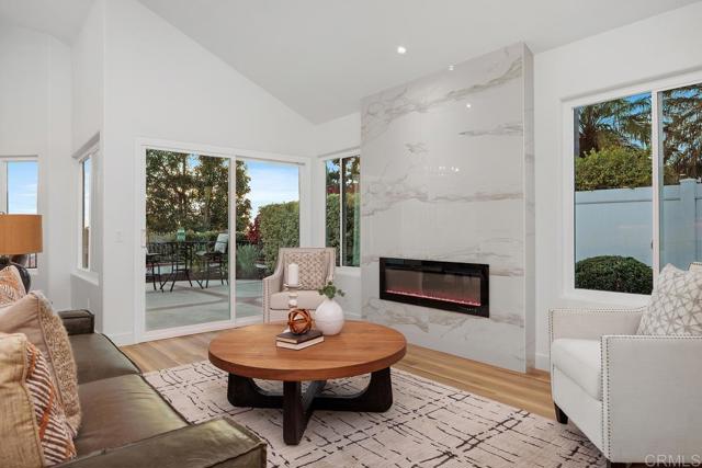 Detail Gallery Image 6 of 41 For 5085 Siros Way, Oceanside,  CA 92056 - 2 Beds | 2 Baths