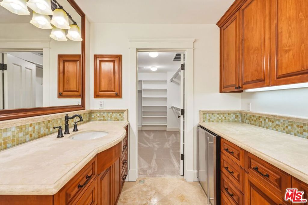 MLS #26856853 image #51