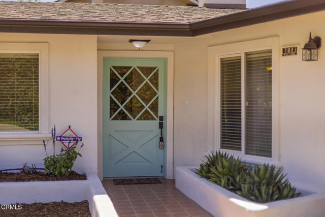 1853 Country Place, Ojai CA: https://media.crmls.org/mediaz/f54bde45-90f3-4c5e-b9ec-86924fc6adfa.jpg