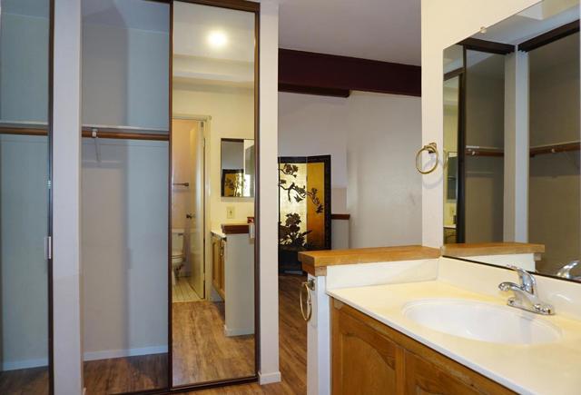 4733 Lago Vista Circle, San Jose CA: https://media.crmls.org/mediaz/f54c9851-cd26-408a-84c1-41040b910176.jpg