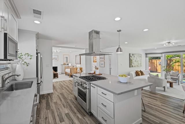 666 Fairlane Avenue, Santa Clara CA: https://media.crmls.org/mediaz/f54d27cb-0fff-4158-bb55-ee9d728d6113.jpg