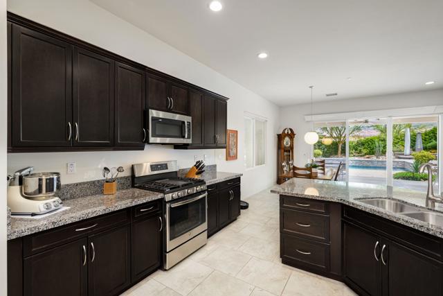 85568 Brovello Drive, Indio CA: https://media.crmls.org/mediaz/f54d4b66-bb3c-4871-abf1-cb5aa4180de6.jpg