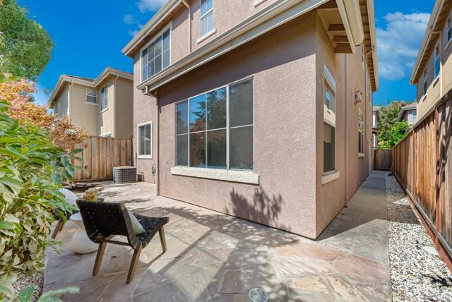 427 Nicholas Drive, Mountain View CA: https://media.crmls.org/mediaz/f54d7edc-7d78-4f40-8778-65ffcf7ec6ba.jpg